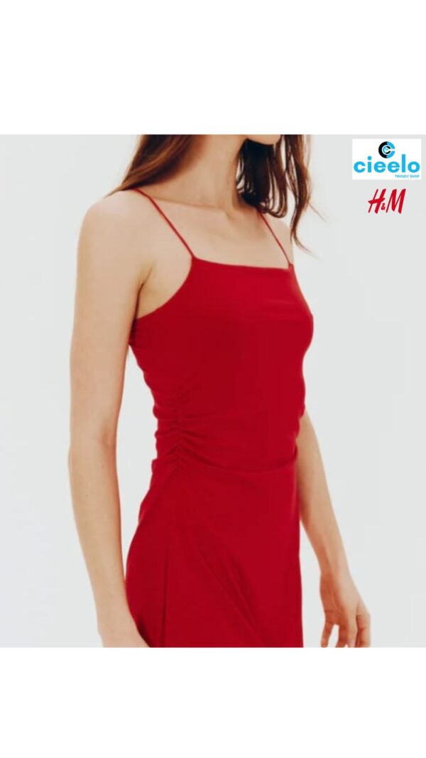 Vestido drapeado H&M. Elegancia y comodidad