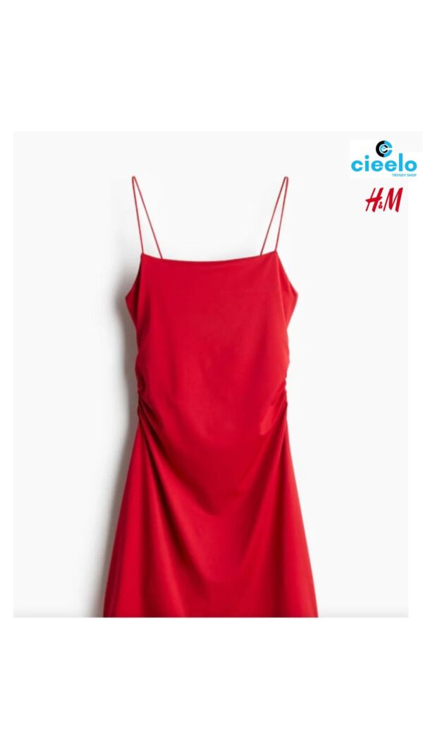 Vestido drapeado H&M. Elegancia y comodidad