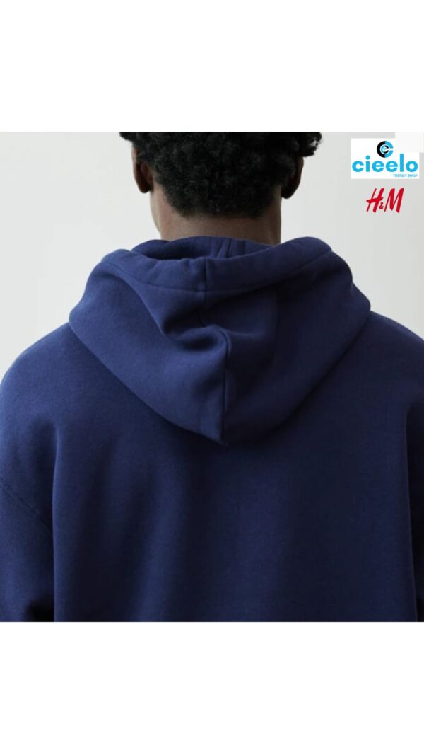 Sudadera H&M con Capucha Holgada – Estilo y Comodidad