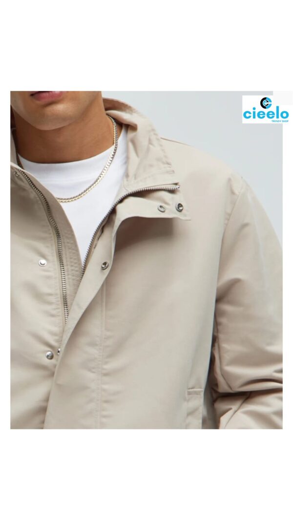 Chaqueta Quite Unique Service - Elegancia y Comodidad