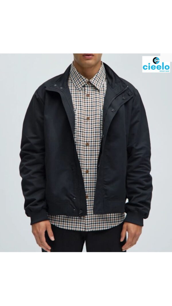 Chaqueta Quite Unique Service - Elegancia y Comodidad