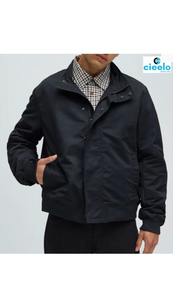 Chaqueta Quite Unique Service - Elegancia y Comodidad