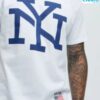 Camiseta NYC "La Ciudad Que Nunca Duerme