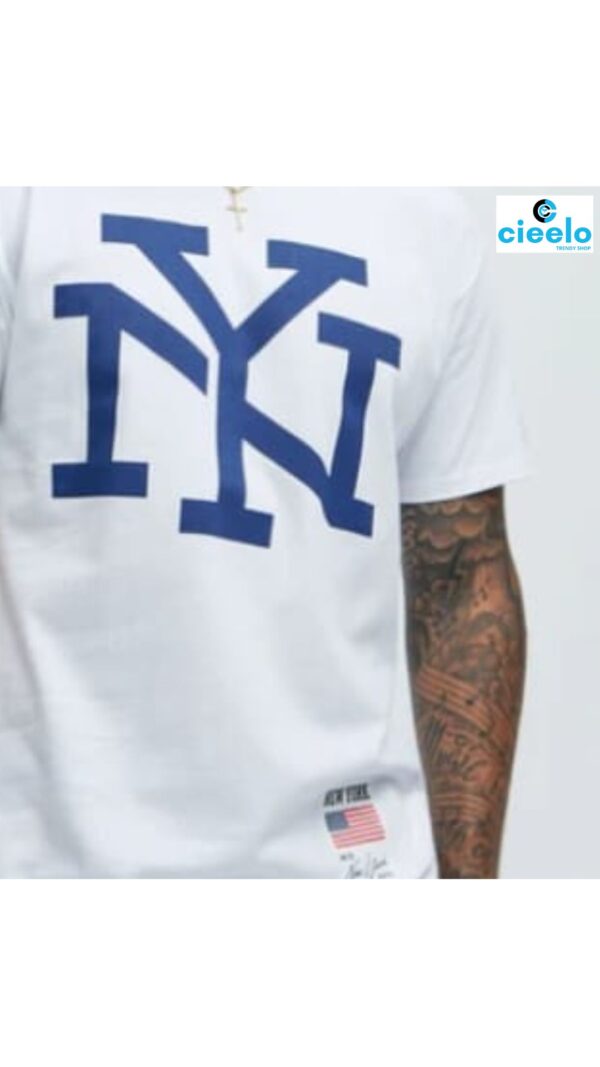 Camiseta NYC "La Ciudad Que Nunca Duerme
