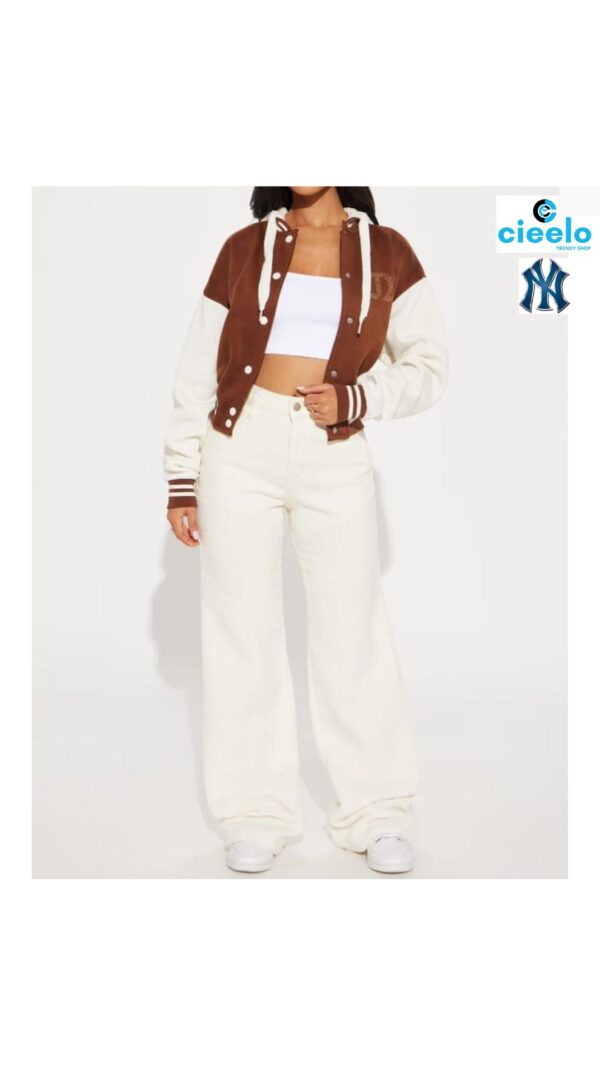 Chaqueta Universitaria Estilo Nueva York – Marrón