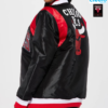 Chicago Bulls Varsity Bomber – Estilo Legendario