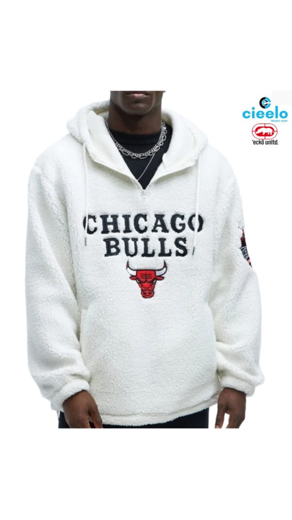 Sudadera Bulls Sherpa con Capucha - Estilo Único