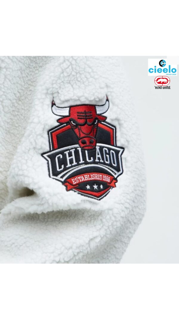 Sudadera Bulls Sherpa con Capucha - Estilo Único