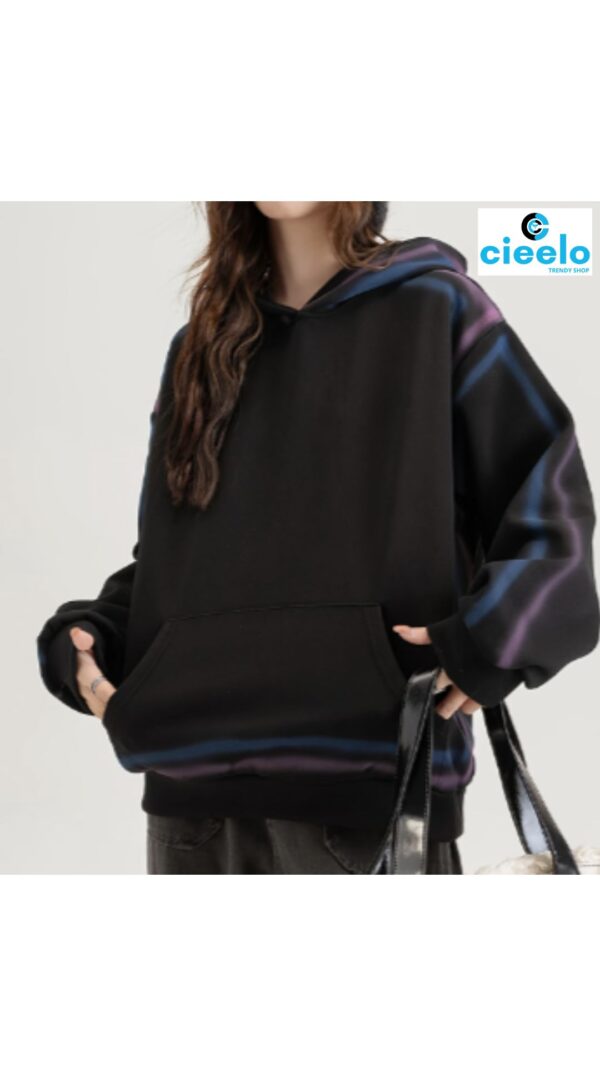 Sudadera Oversize Mujer – Capucha Negra con Rayas Grafiti Coloridas