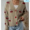 Cárdigan con cerezas – Estilo casual y dulce para el frío
