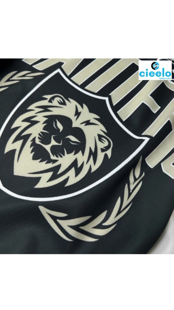 Chaqueta deportiva bicolor – Estilo urbano con actitud