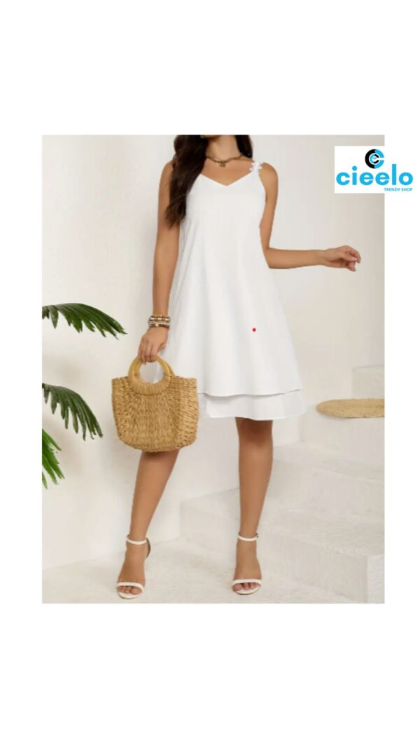 Vestido blanco elegante – Encaje en A y escote en V
