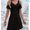 Vestido corto de encaje – Capas y hombros al descubierto