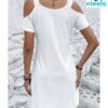Vestido corto de encaje – Capas y hombros al descubierto