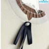 Suéter de Cuello Alto Medio – Elegancia Ligera para Primavera