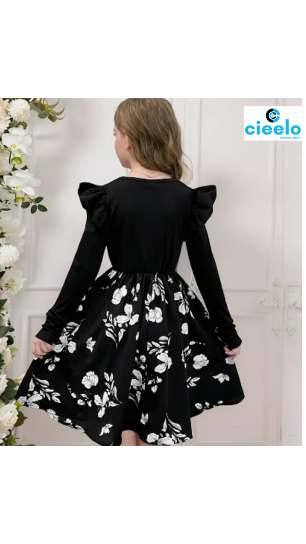 Vestido Floral Negro – Elegancia Cómoda para Niñas
