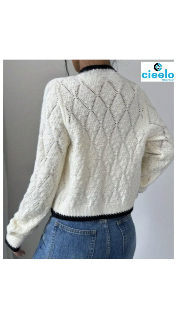 Cárdigan Argyle con Ribete en Contraste – Elegancia Casual