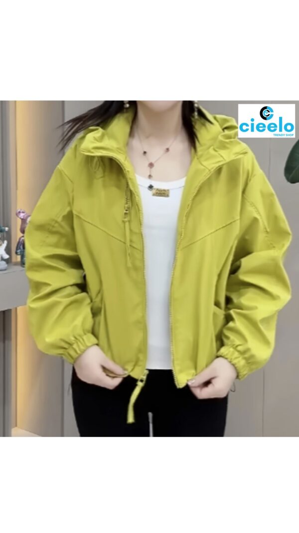 Chaqueta con Capucha Mujer – Ligera y Casual para Otoño
