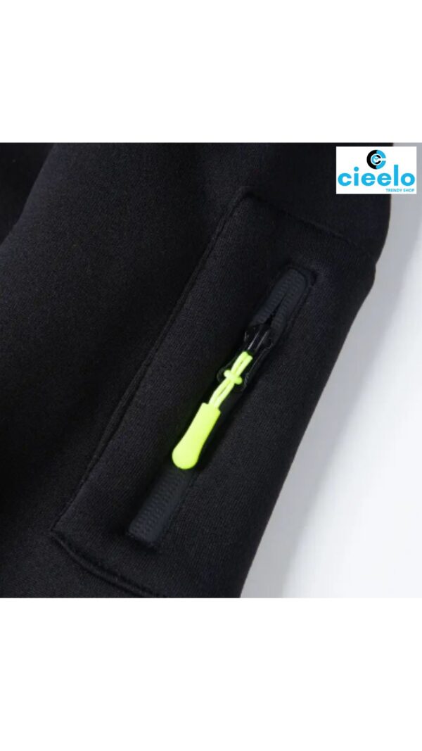Sudadera Hombre con Capucha – Múltiples Bolsillos y Estilo
